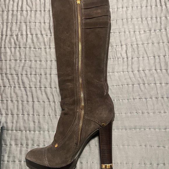 Tory Burch brown suede tall motorcycle boots size 6 - Picture 5 of 10